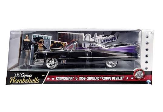 DC Bombshells - Catwoman & 1959 Cadillac Coupe Deville - 1:24 scale